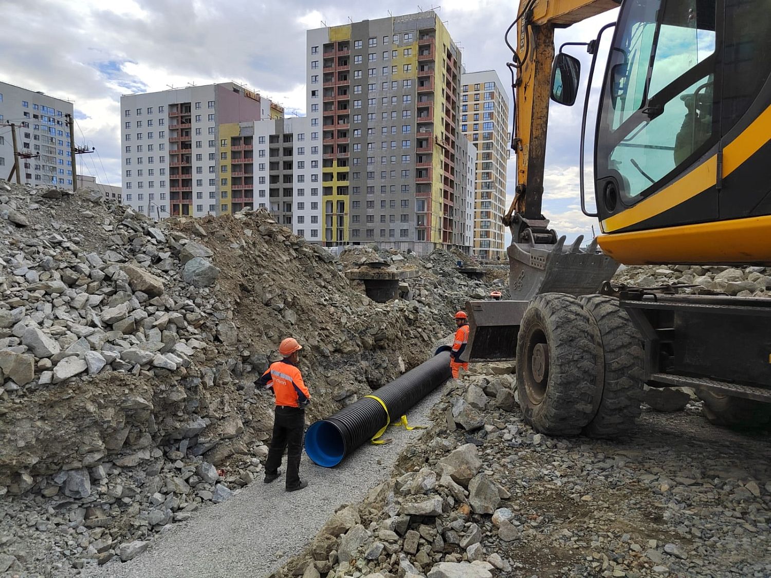 Новая дорога в Новокольцовском микрорайоне, Екатеринбург